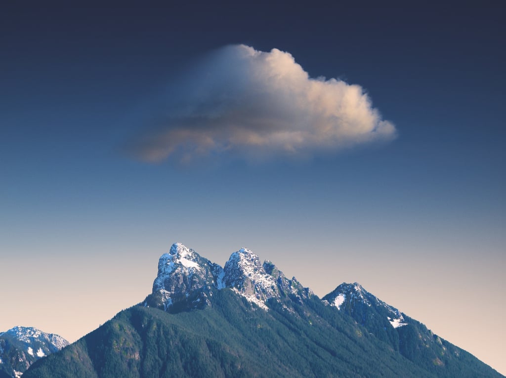 mountain cloud.jpg