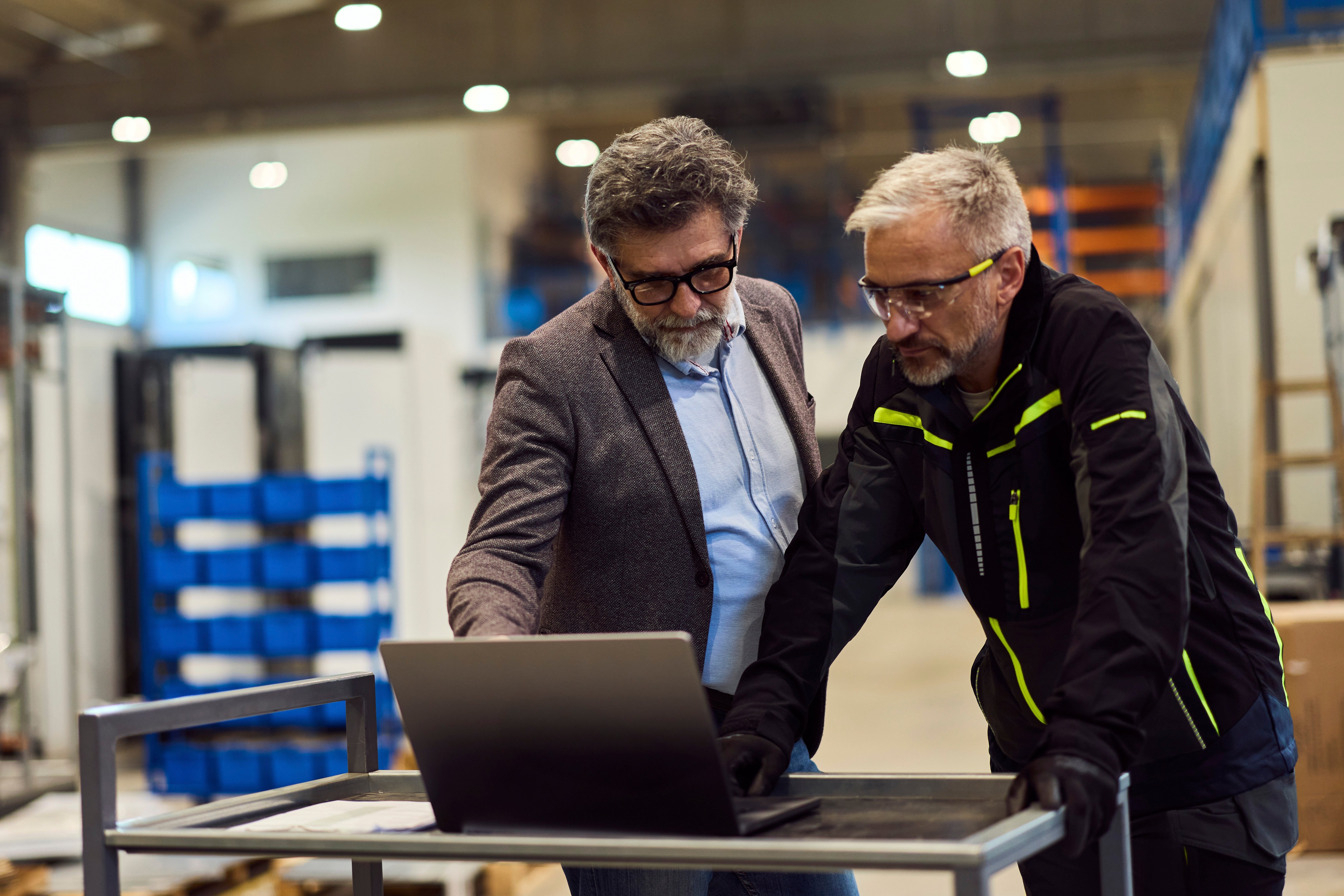 Advanced manufacturing environment supported by enterprise digital asset management services for scalable content operations